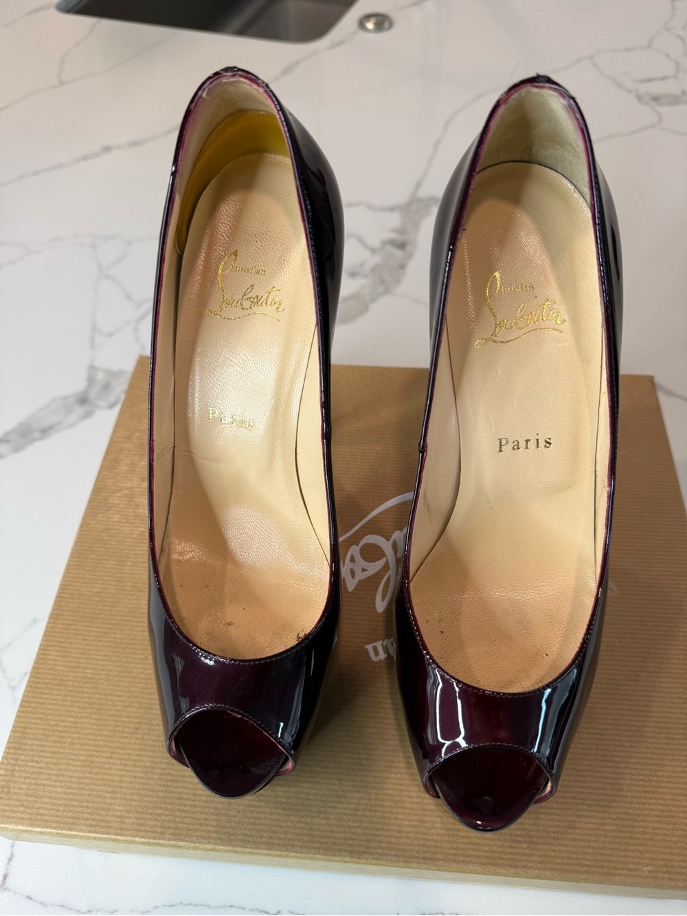Authentic Rare Christian Louboutin Burgundy Patent Peep-Toe Platform Pumps heel - Picture 4 of 9